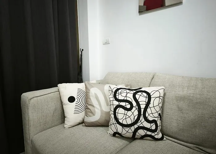 Apartment Bts Udomsuk Sukhumvit 103 1b1br *